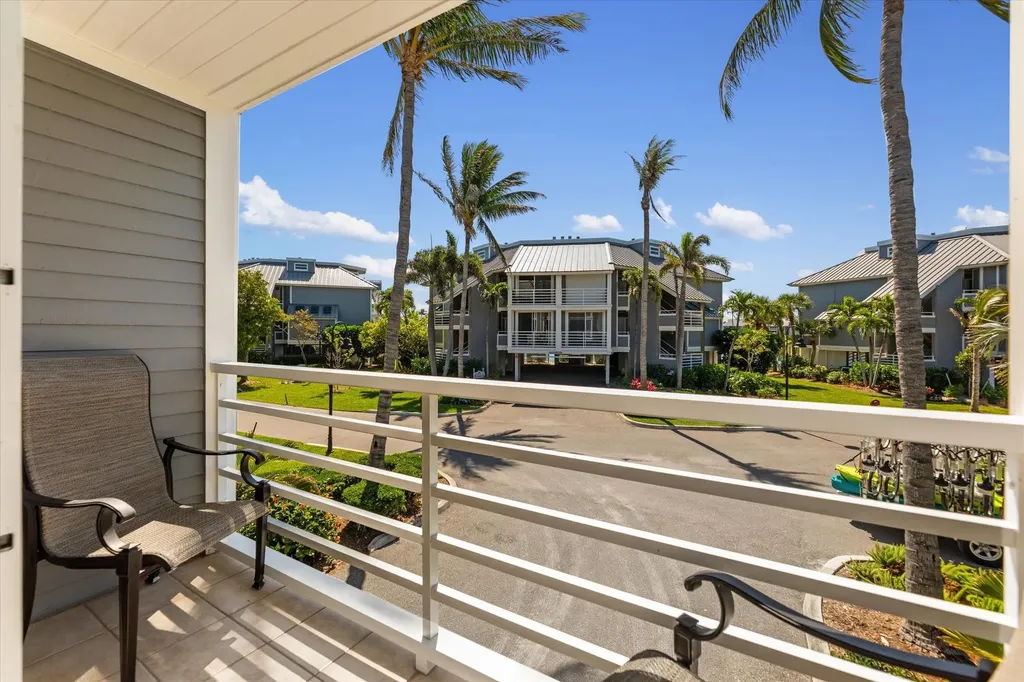 1635 Lands End Village Captiva FL 33924