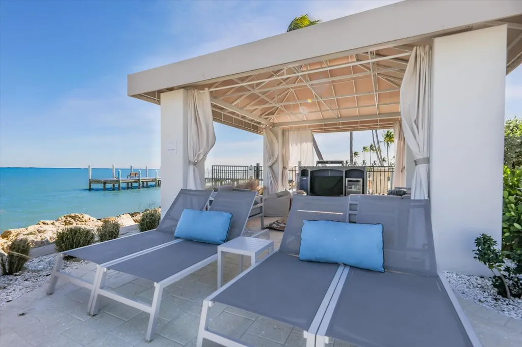 1635 Lands End Village Captiva FL 33924
