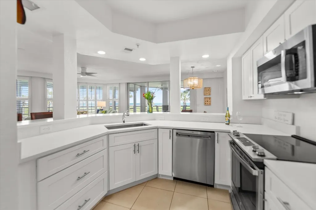 1635 Lands End Village Captiva FL 33924