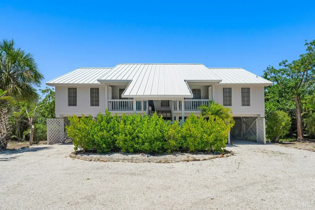 5135 Joewood Drive Sanibel FL 33957