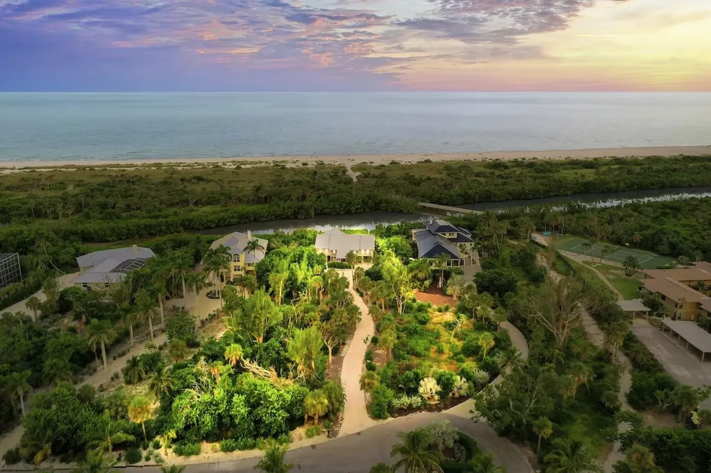 5135 Joewood Drive Sanibel FL 33957