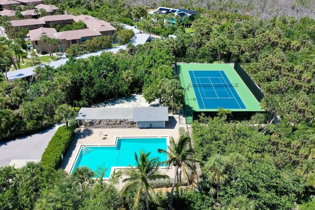 5135 Joewood Drive Sanibel FL 33957