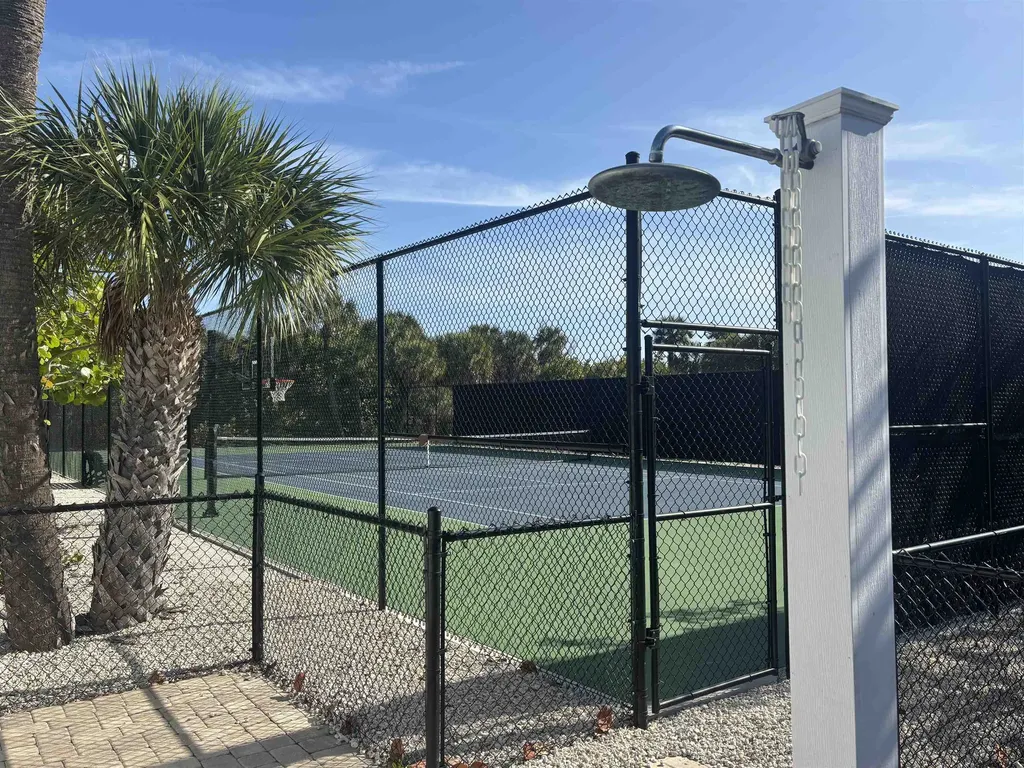 5135 Joewood Drive Sanibel FL 33957