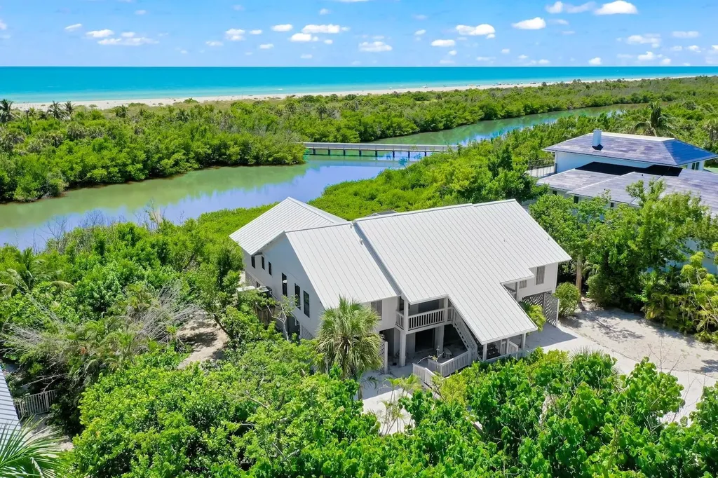 5135 Joewood Drive Sanibel FL 33957