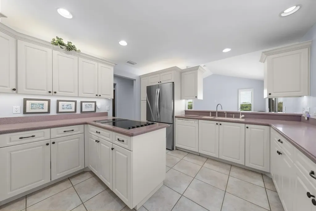 5135 Joewood Drive Sanibel FL 33957