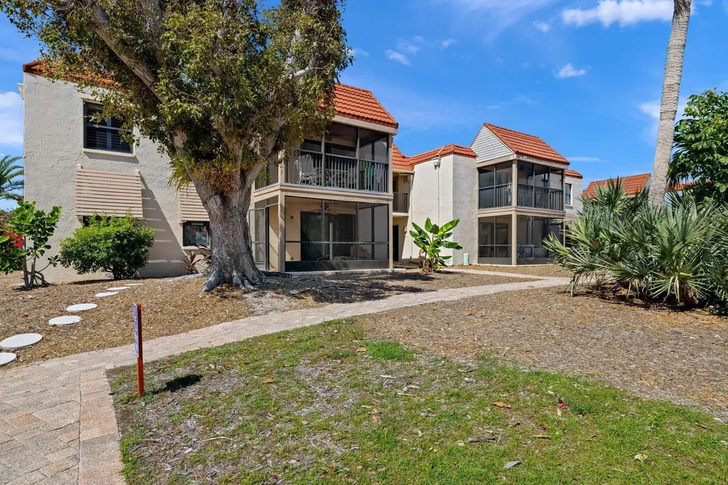 845 E Gulf Drive Sanibel FL 33957
