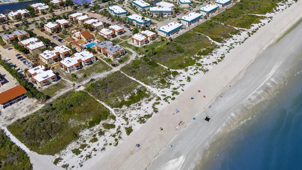 845 E Gulf Drive Sanibel FL 33957