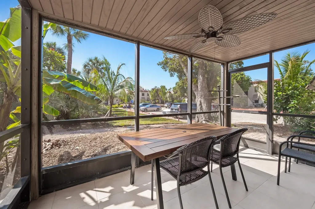 845 E Gulf Drive Sanibel FL 33957