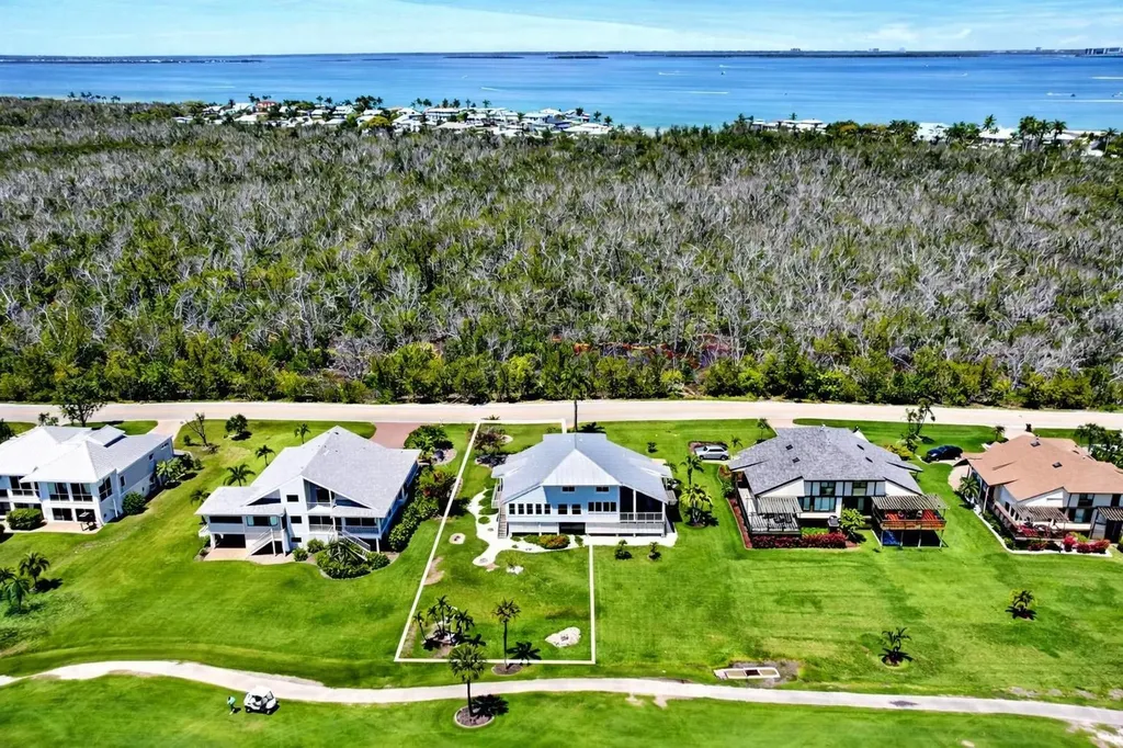 1629 Sand Castle Road Sanibel FL 33957