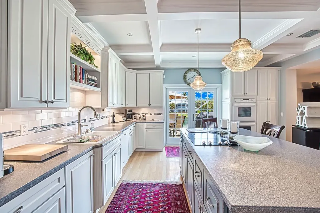 246 Christofer Court Sanibel FL 33957