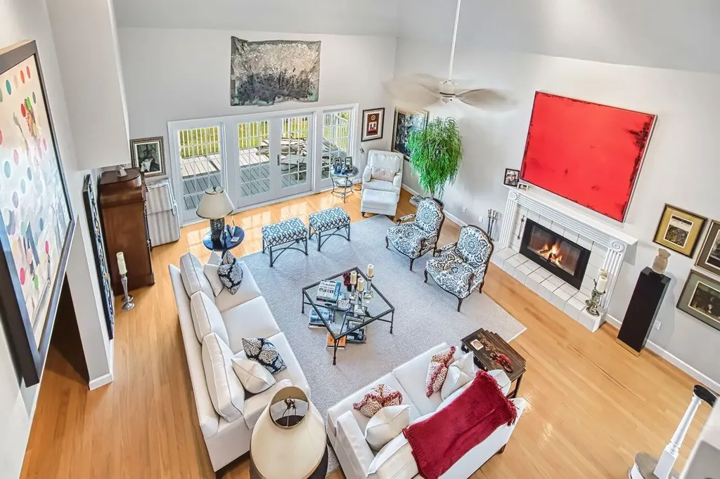 246 Christofer Court Sanibel FL 33957