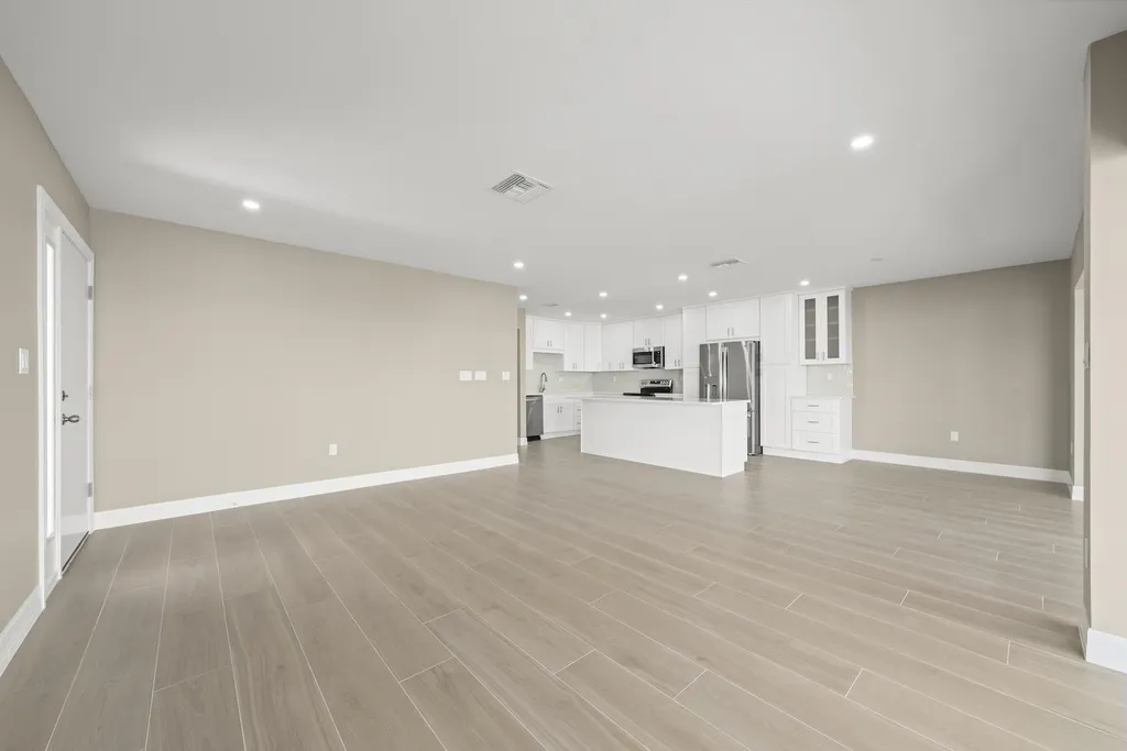 1341 Middle Gulf Drive Sanibel FL 33957