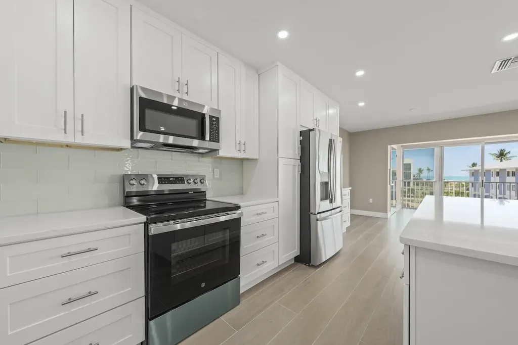 1341 Middle Gulf Drive Sanibel FL 33957