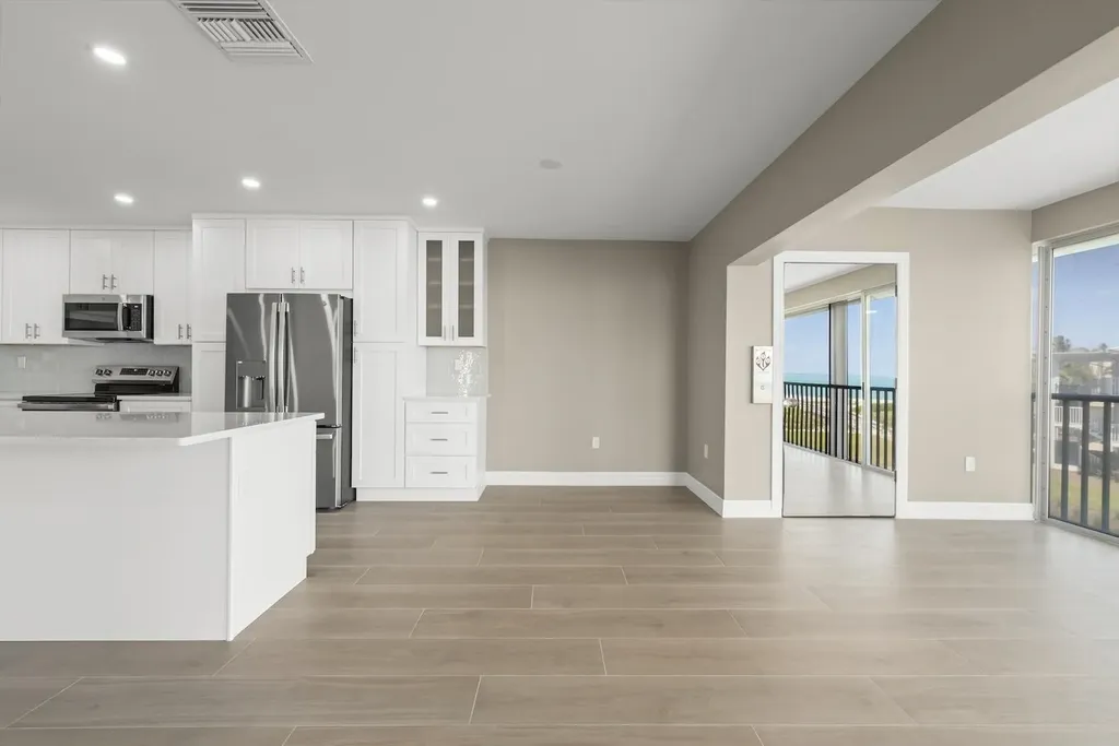 1341 Middle Gulf Drive Sanibel FL 33957
