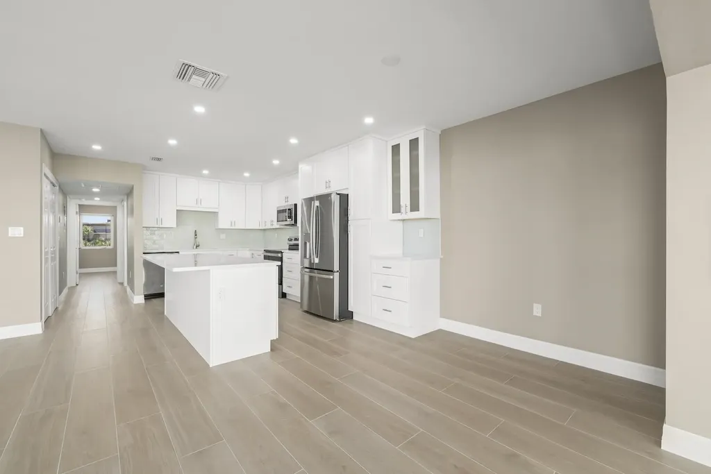1341 Middle Gulf Drive Sanibel FL 33957