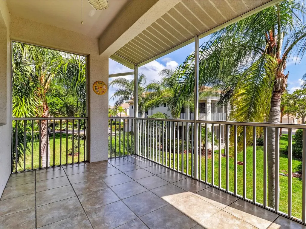 9030 Las Maderas Drive Bonita Springs FL 34135