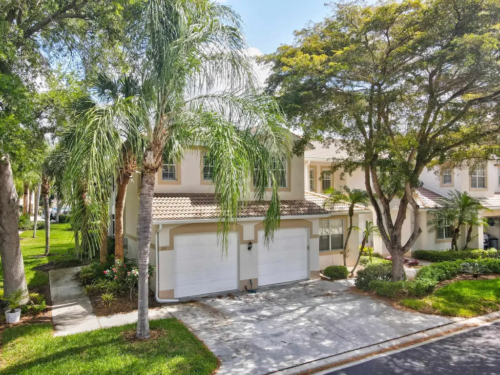 9030 Las Maderas Drive Bonita Springs FL 34135