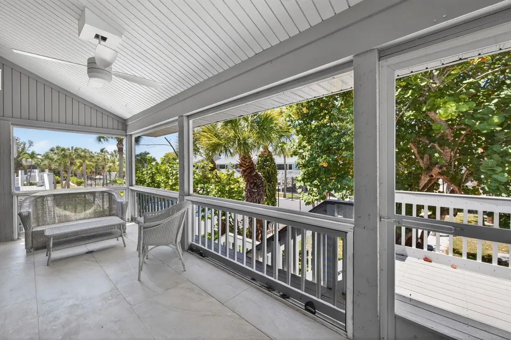 745 Cardium Street Sanibel FL 33957