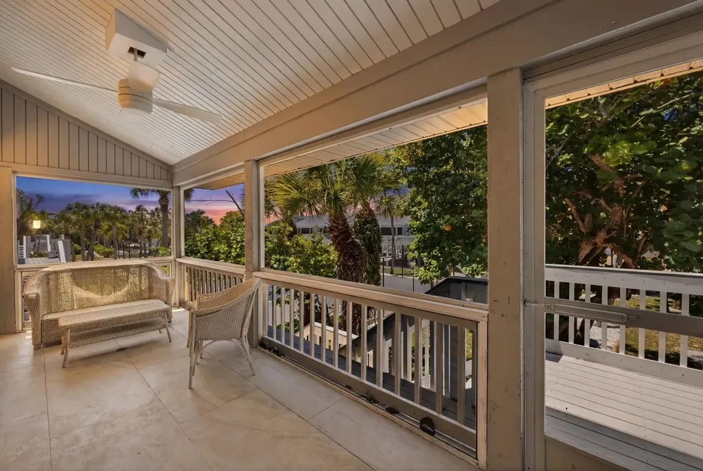 745 Cardium Street Sanibel FL 33957