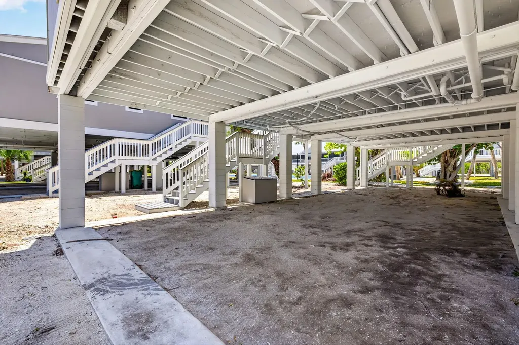 745 Cardium Street Sanibel FL 33957