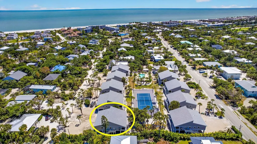 745 Cardium Street Sanibel FL 33957