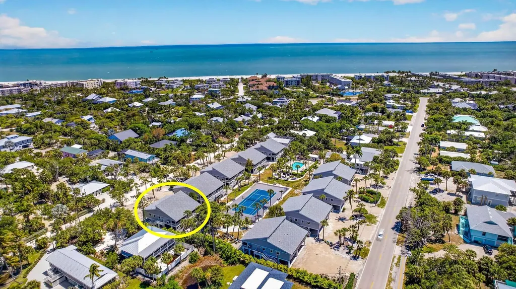 745 Cardium Street Sanibel FL 33957