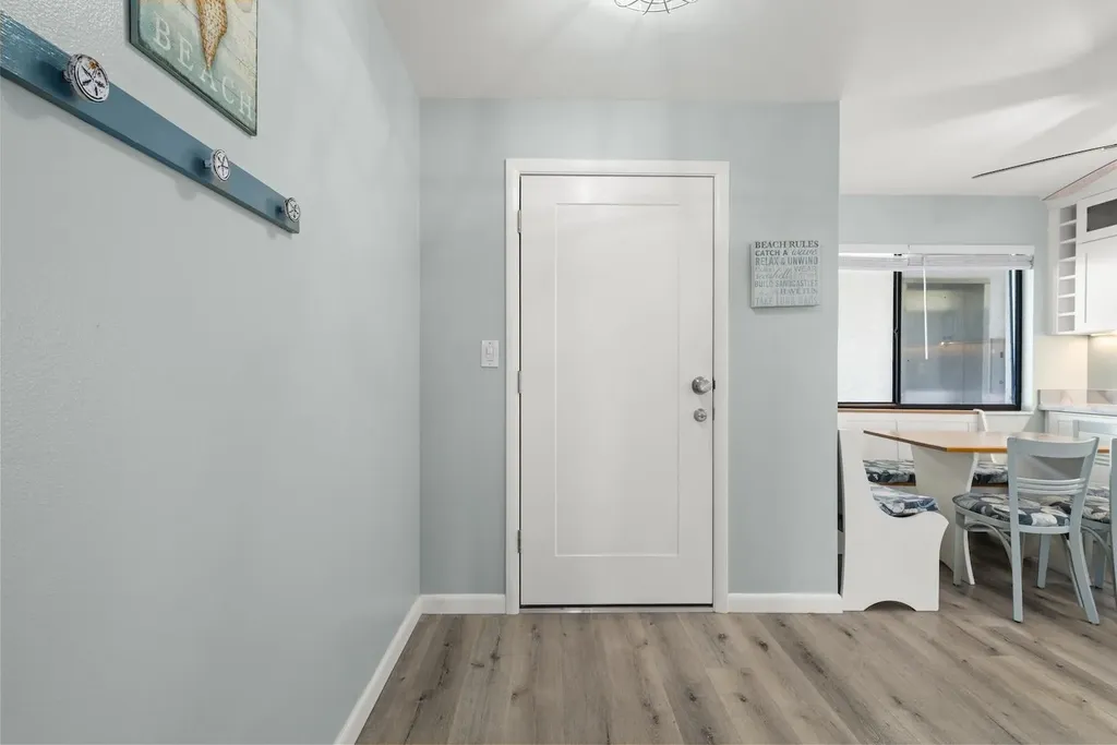 1440 Middle Gulf Drive Sanibel FL 33957-4204