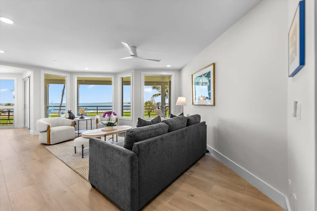 1638 Lands End Village Captiva FL 33924