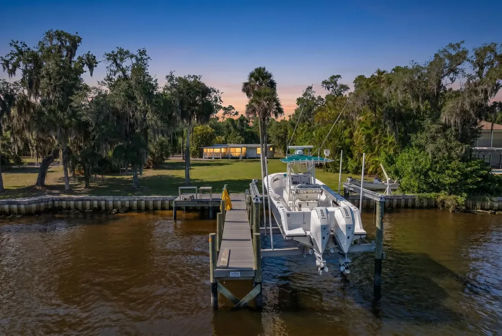 2212 River Pine Fort Myers FL 33905