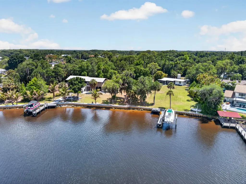 2212 River Pine Fort Myers FL 33905