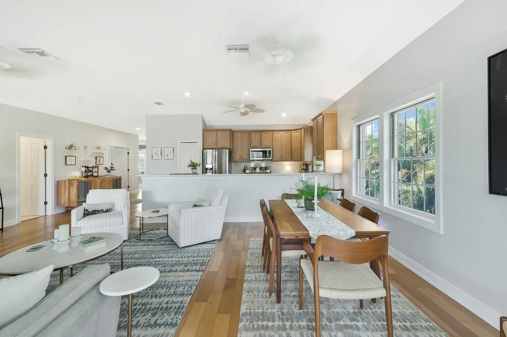 2130 Sunset Circle Sanibel FL 33957