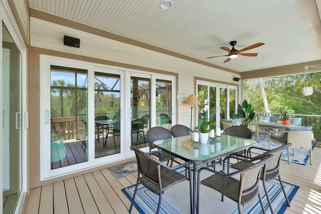 2130 Sunset Circle Sanibel FL 33957