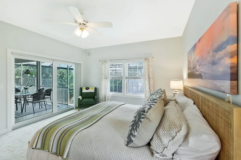 2130 Sunset Circle Sanibel FL 33957