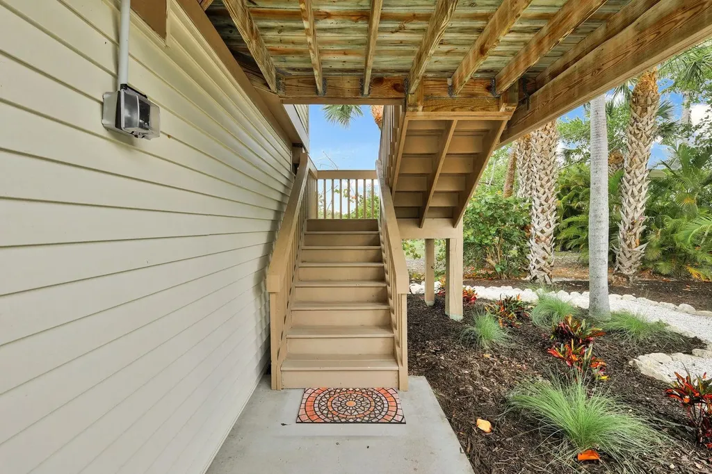 2130 Sunset Circle Sanibel FL 33957