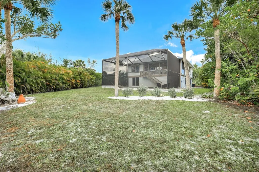 2130 Sunset Circle Sanibel FL 33957