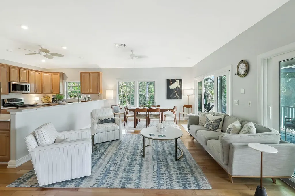2130 Sunset Circle Sanibel FL 33957