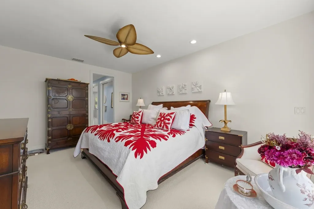 2548 Wulfert Road Sanibel FL 33957