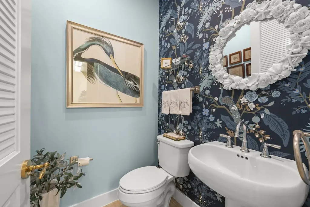 2548 Wulfert Road Sanibel FL 33957