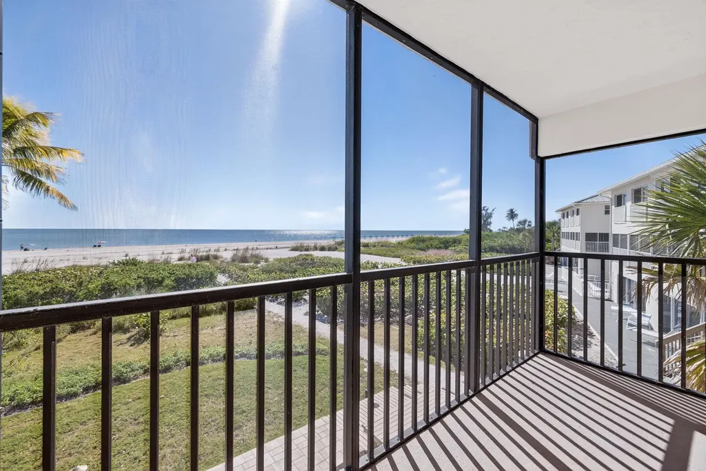 2230 Camino Del Mar Drive Sanibel FL 33957