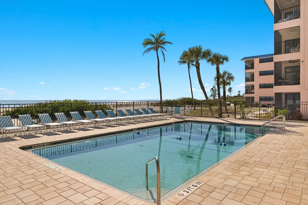 2230 Camino Del Mar Drive Sanibel FL 33957