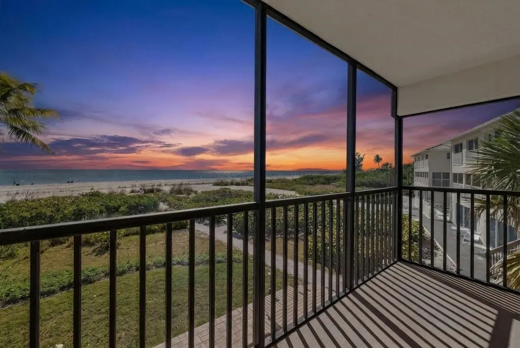 2230 Camino Del Mar Drive Sanibel FL 33957