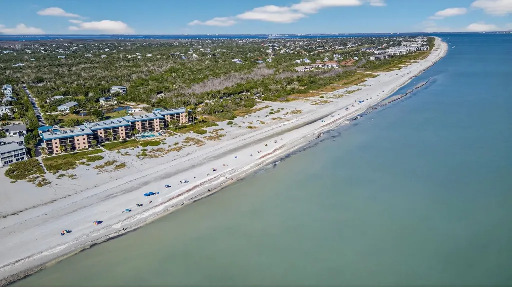 2230 Camino Del Mar Drive Sanibel FL 33957