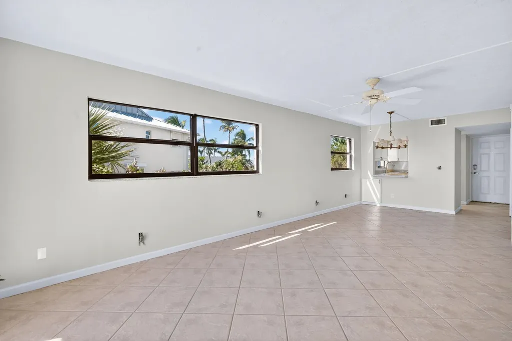 2230 Camino Del Mar Drive Sanibel FL 33957