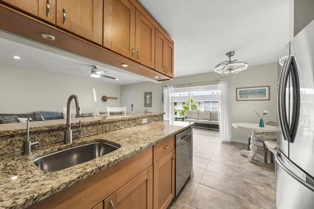 601 Periwinkle Way Sanibel FL 33957