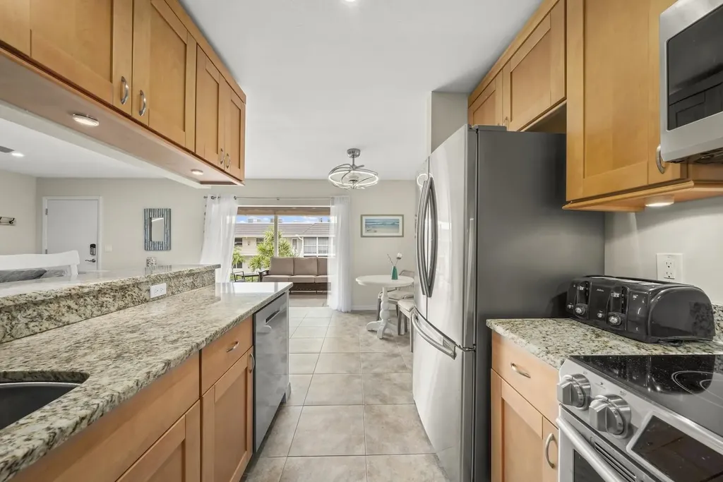 601 Periwinkle Way Sanibel FL 33957