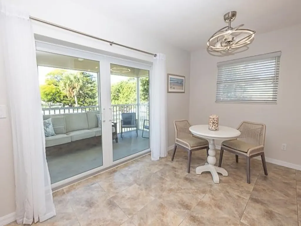 601 Periwinkle Way Sanibel FL 33957