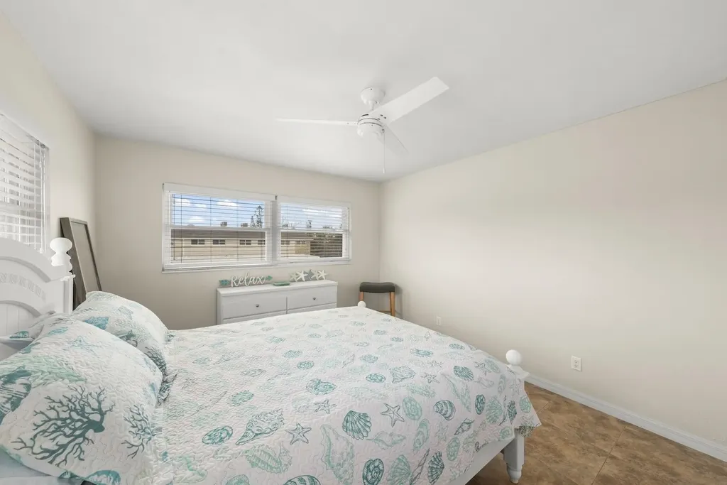 601 Periwinkle Way Sanibel FL 33957