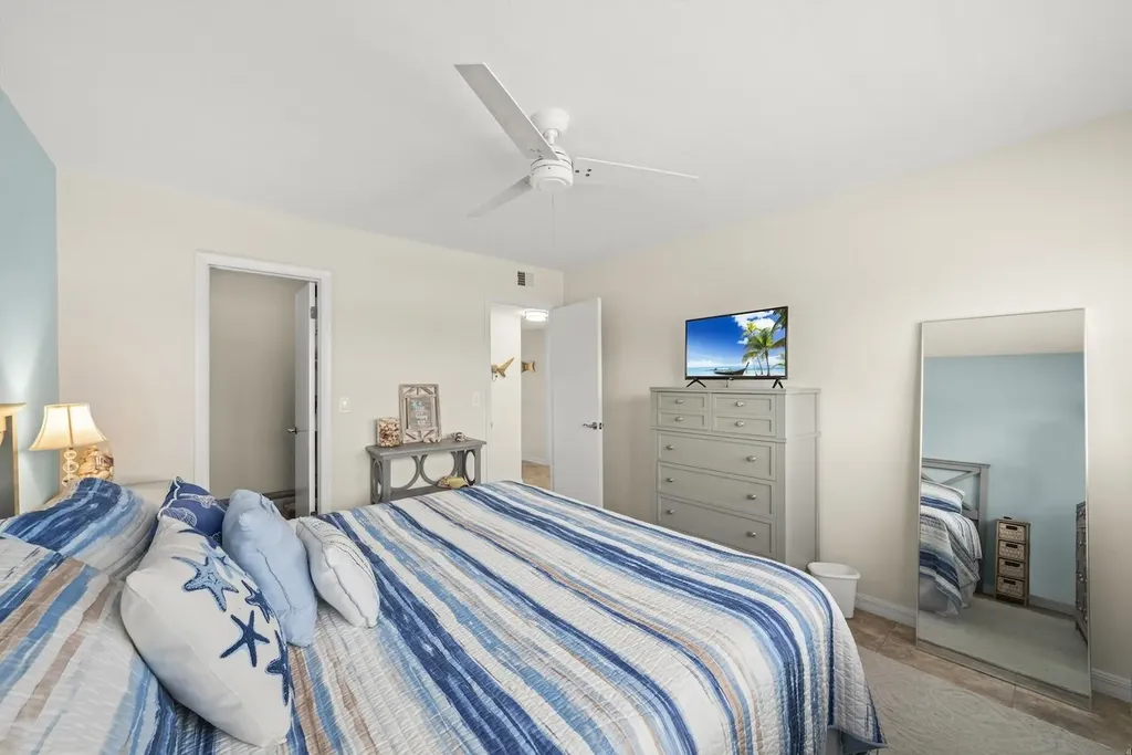 601 Periwinkle Way Sanibel FL 33957