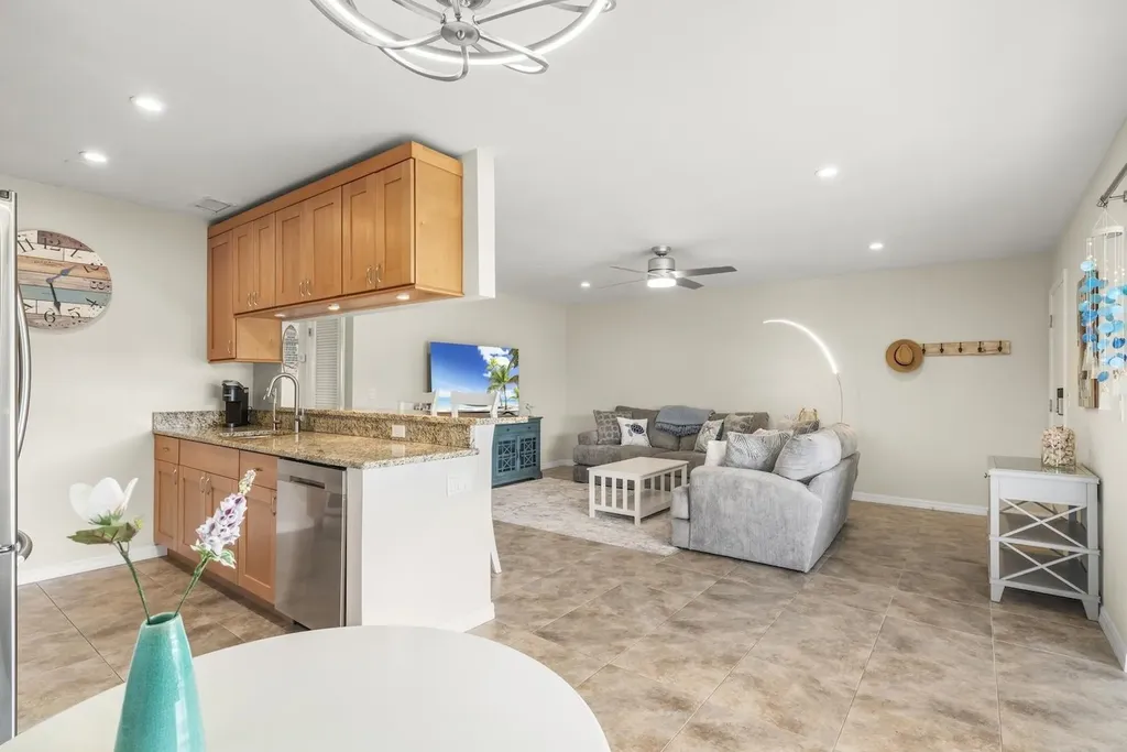 601 Periwinkle Way Sanibel FL 33957