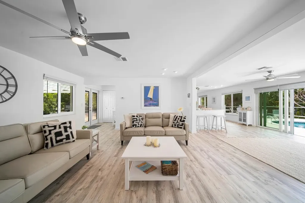 4639 Brainard Bayou Road Sanibel FL 33957